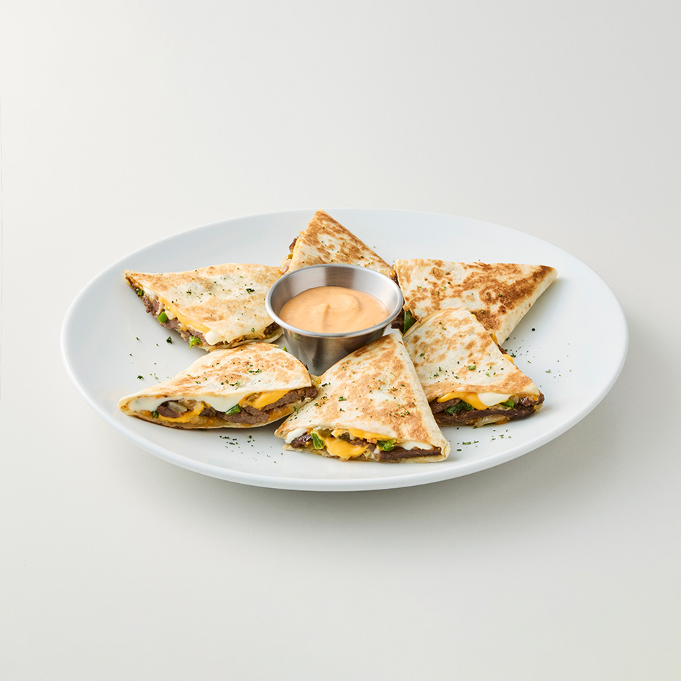 KAKADU GRILLER BEEF QUESADILLA